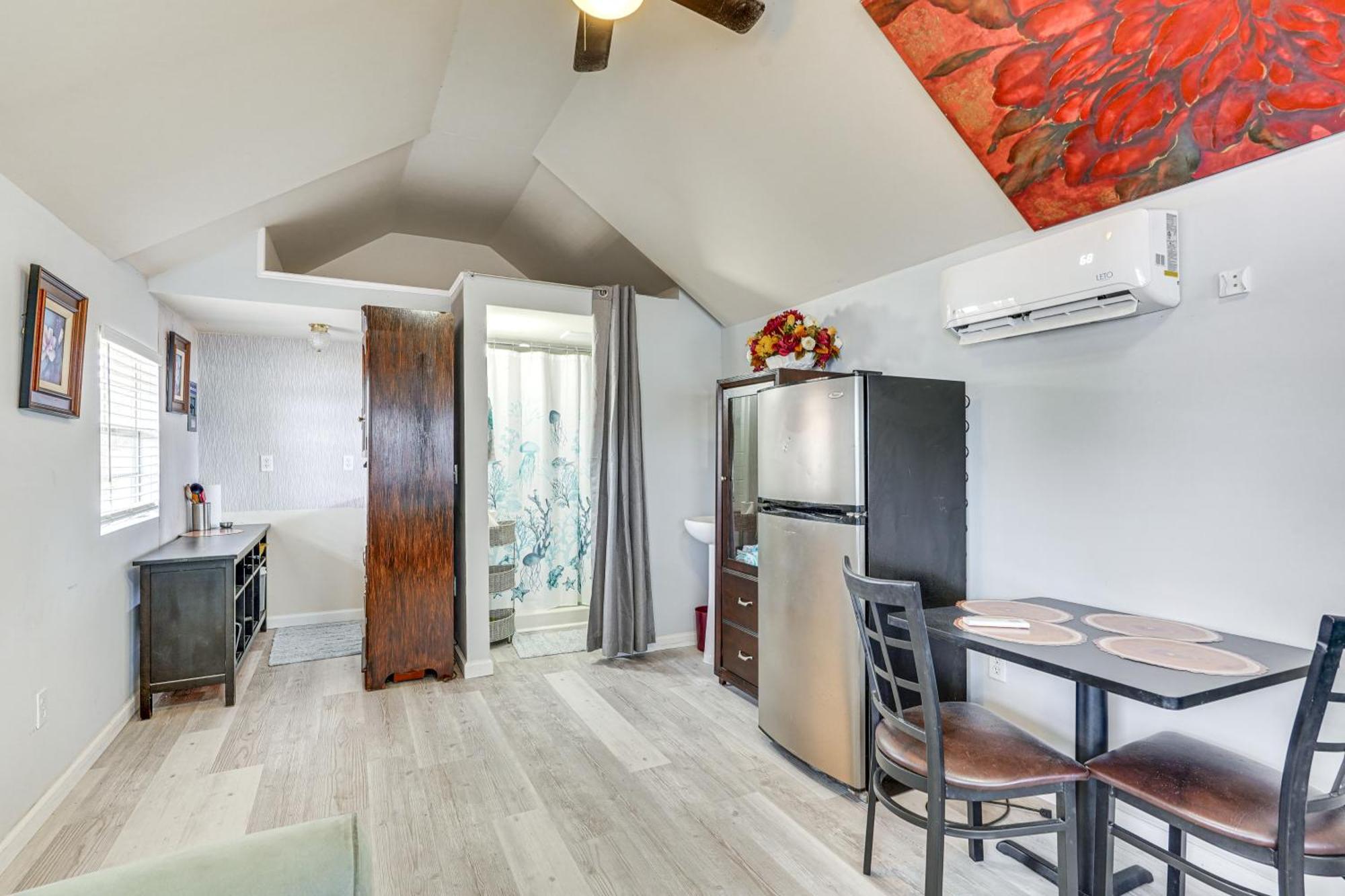 Lakefront Panama City Studio With Hot Tub Access ภายนอก รูปภาพ